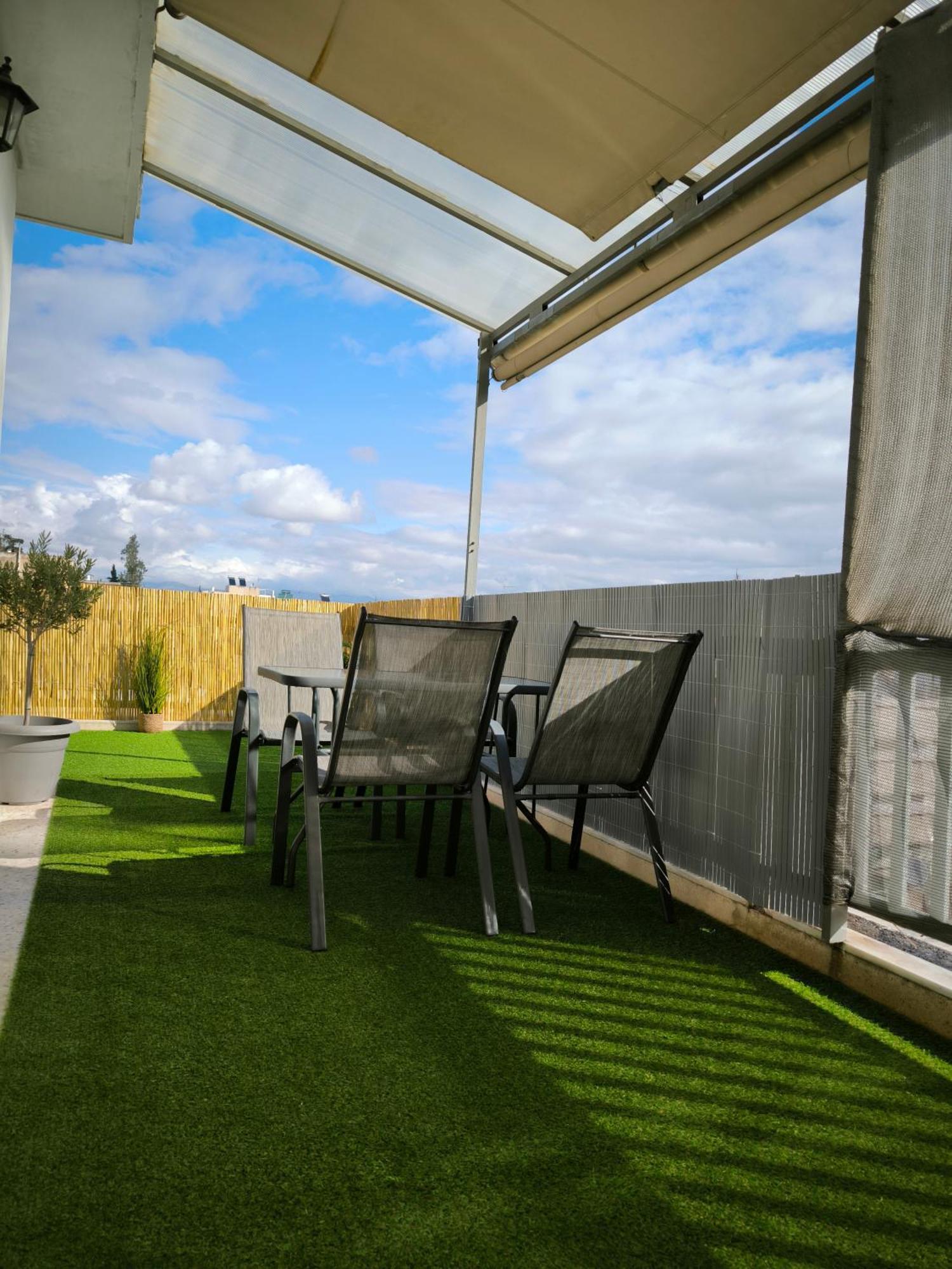 Penthouse With An Incredible View 350M From Metro Station! Atenas Exterior foto